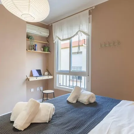 Downtown Flat With 46 Sqm Private Rooftop Terrace