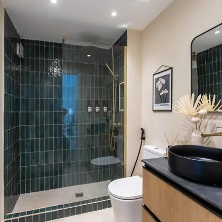 Apartmán Downtown Flat With 46 Sqm Private Rooftop Terrace *