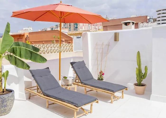 Downtown Flat With 46 Sqm Private Rooftop Terrace * Málaga